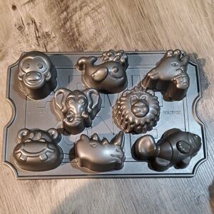 Nordic Ware Zoo Animal Baking Mold
